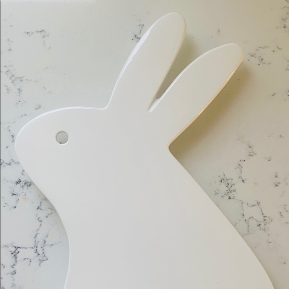 Crate&barrel White Bunny Trivet - Picture 12 of 15